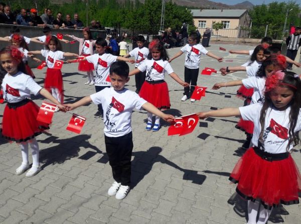 23 Nisan Ulusal Egemenlik ve Çocuk Bayramını Çoşkuyla Kutladık